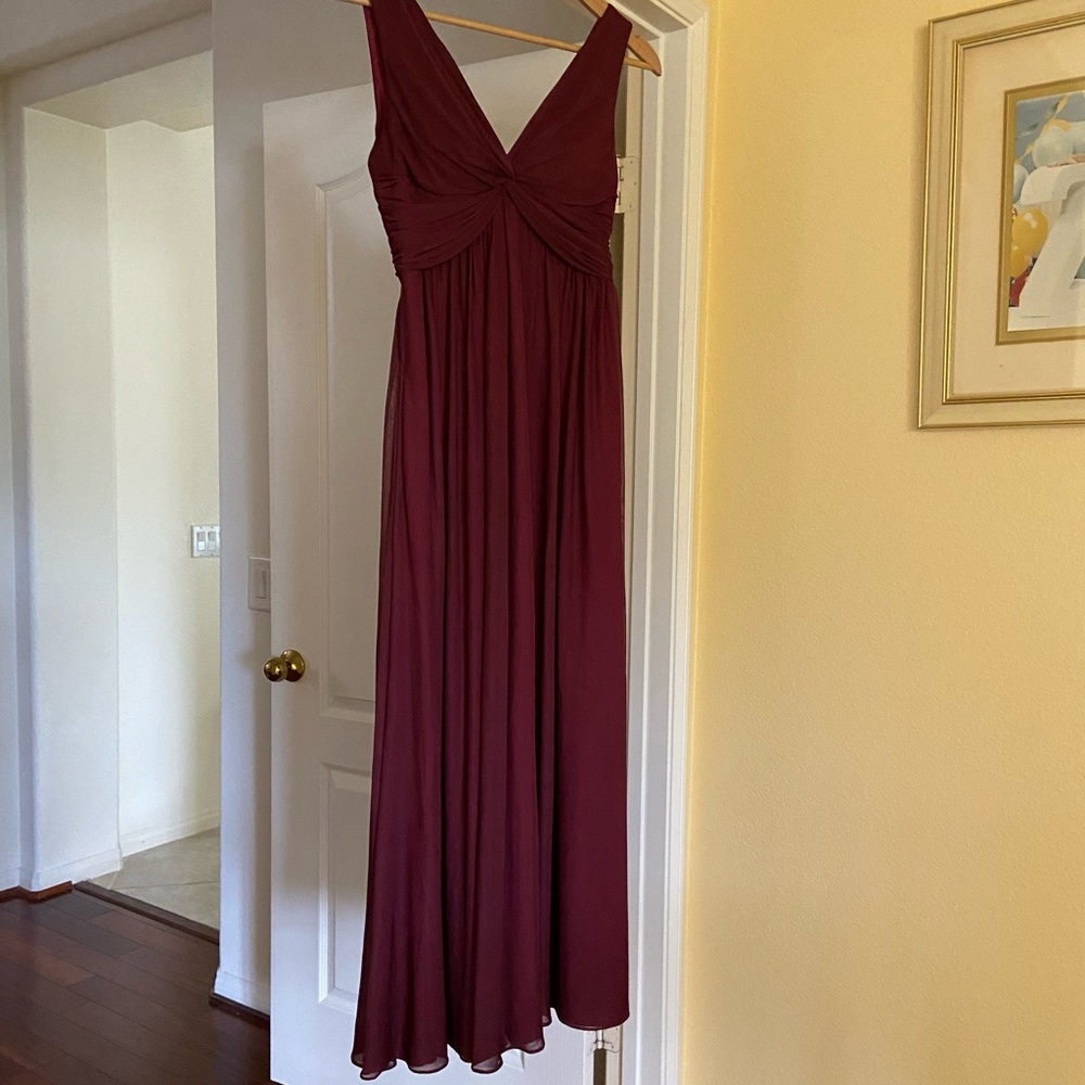 Bridesmaid gown, sleeveless, pocketed, flowy skirt